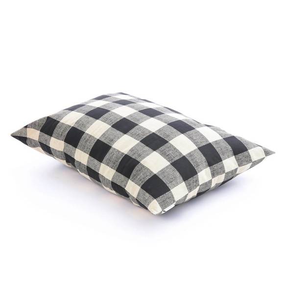 NEW THE FOGGY DOG dog bed cover in large in buffalo plaid - Picture 2 of 3